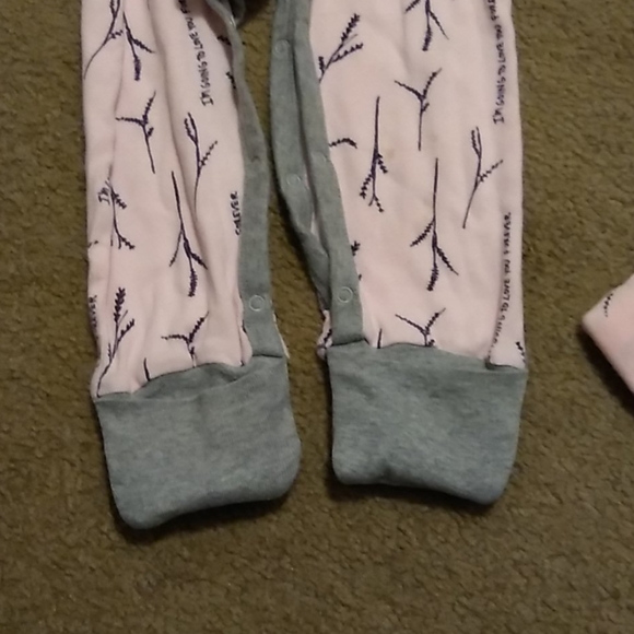 🔴3 for $15🔴 Burt's bees romper 24 month with hat - Picture 3 of 4